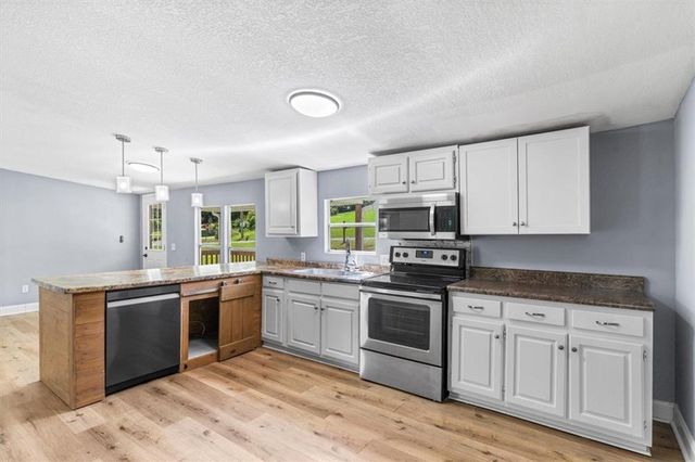 109 Webb Drive NE, Calhoun, GA 30701