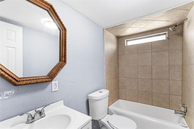 109 Webb Drive NE, Calhoun, GA 30701
