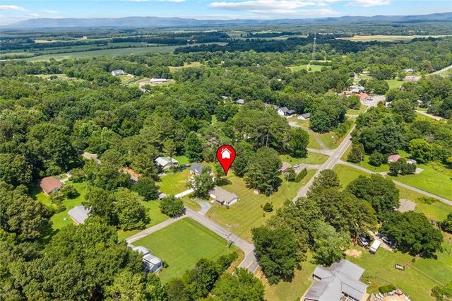 109 Webb Drive NE, Calhoun, GA 30701