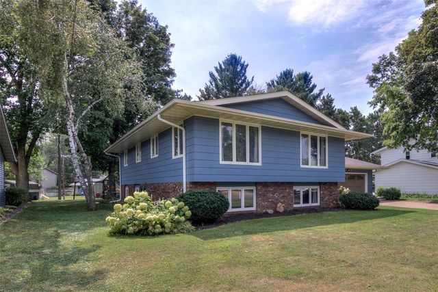 1439 Cummings Avenue, Eau Claire, WI 54701