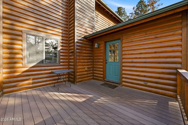 2233 DEL RIO Circle, Overgaard, AZ 85933