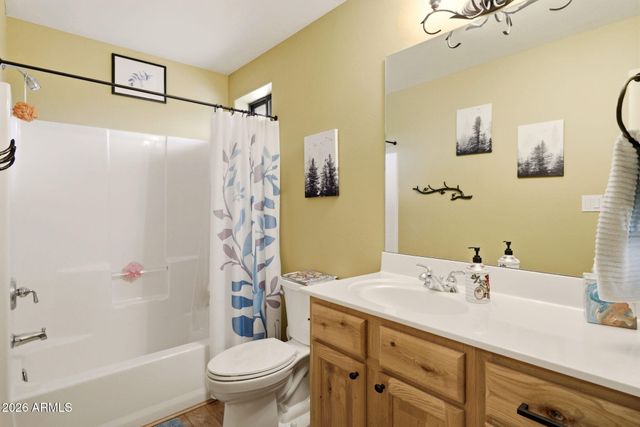 2233 DEL RIO Circle, Overgaard, AZ 85933