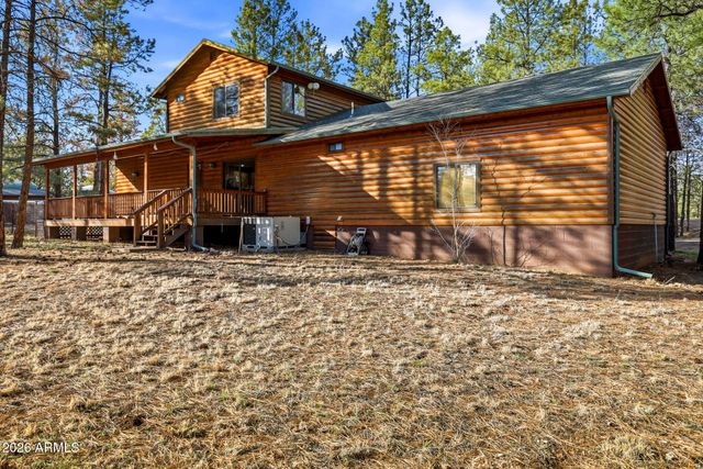 2233 DEL RIO Circle, Overgaard, AZ 85933