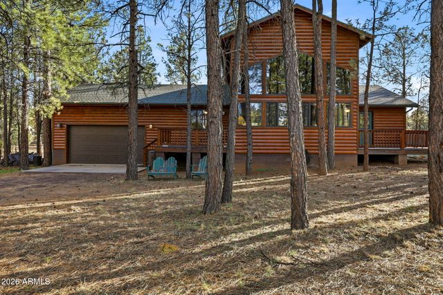 2233 DEL RIO Circle, Overgaard, AZ 85933