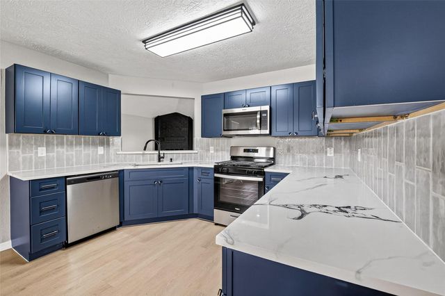 1011 Memorial Glen Drive, Humble, TX 77338