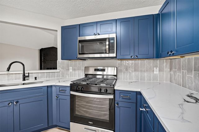 1011 Memorial Glen Drive, Humble, TX 77338