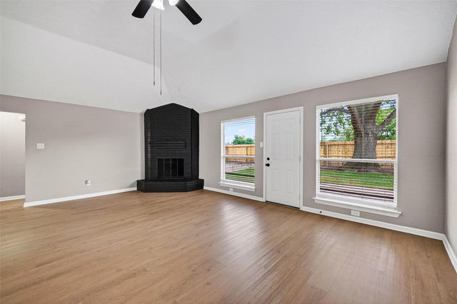 1011 Memorial Glen Drive, Humble, TX 77338