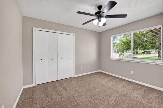 1011 Memorial Glen Drive, Humble, TX 77338