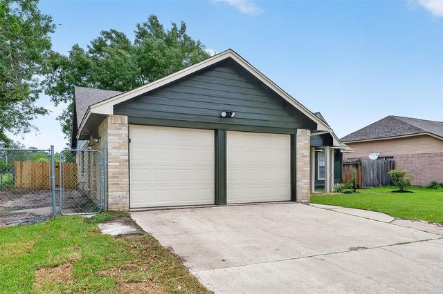 1011 Memorial Glen Drive, Humble, TX 77338