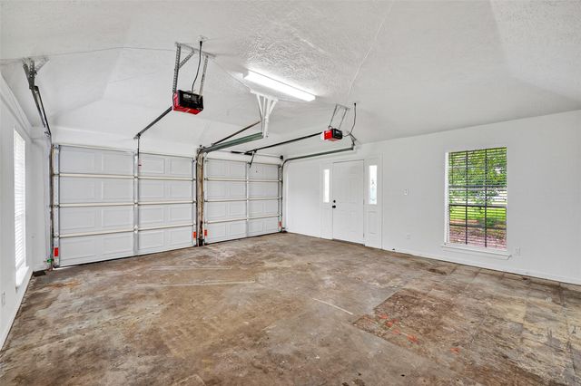 1011 Memorial Glen Drive, Humble, TX 77338