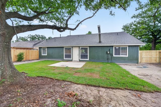 1011 Memorial Glen Drive, Humble, TX 77338