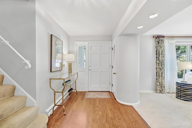 4877 Le Blond Avenue, Cincinnati, OH 45208