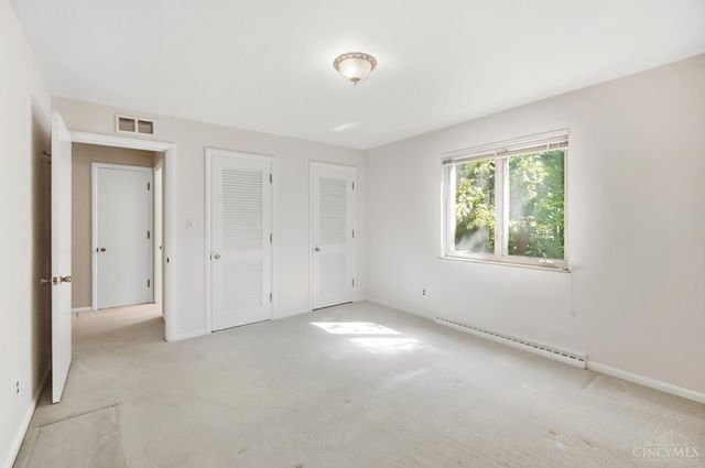 4877 Le Blond Avenue, Cincinnati, OH 45208