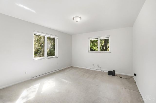 4877 Le Blond Avenue, Cincinnati, OH 45208