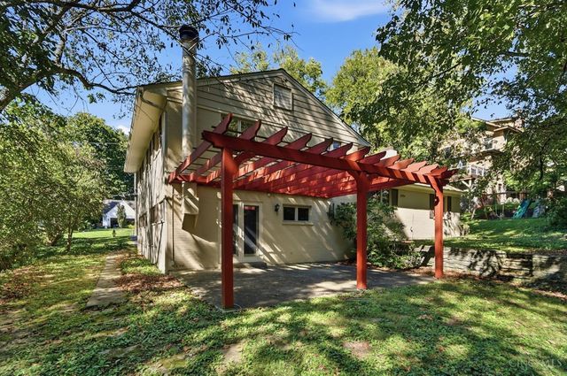 4877 Le Blond Avenue, Cincinnati, OH 45208