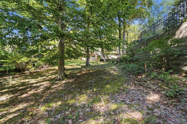 4877 Le Blond Avenue, Cincinnati, OH 45208