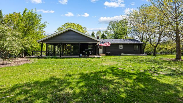 3S306 Winfield Road, Warrenville, IL 60555