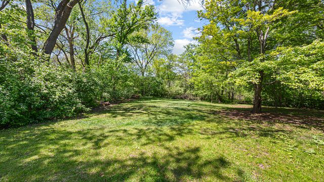 3S306 Winfield Road, Warrenville, IL 60555