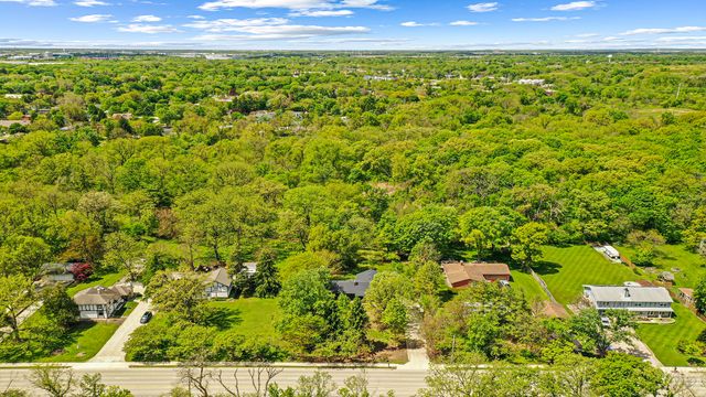 3S306 Winfield Road, Warrenville, IL 60555