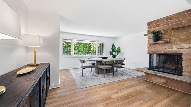 3S306 Winfield Road, Warrenville, IL 60555