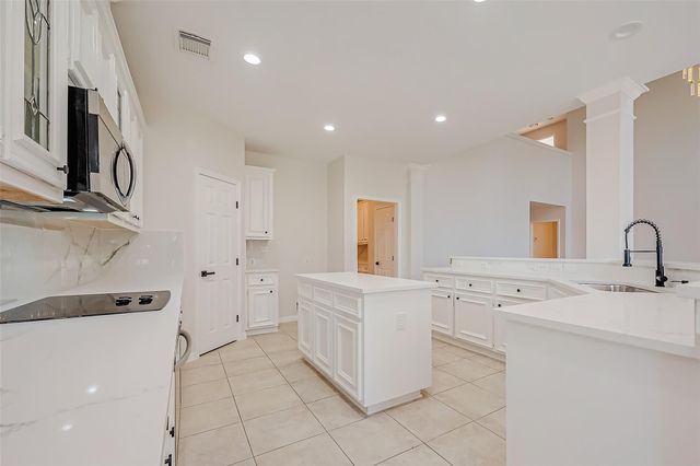 11210 Hundred Bridge Lane, Sugar Land, TX 77498
