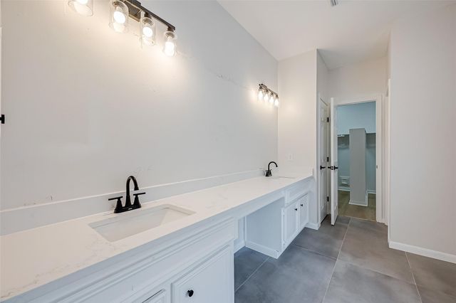 11210 Hundred Bridge Lane, Sugar Land, TX 77498