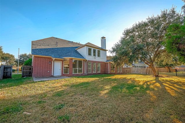 11210 Hundred Bridge Lane, Sugar Land, TX 77498