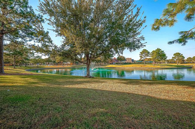 11210 Hundred Bridge Lane, Sugar Land, TX 77498
