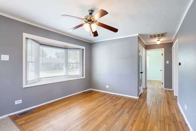 8630 45th Street, Lyons, IL 60534
