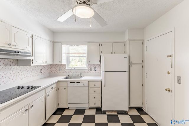 8203 Willowbrook Circle SE C, Huntsville, AL 35802