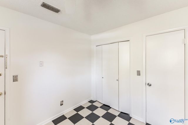 8203 Willowbrook Circle SE C, Huntsville, AL 35802