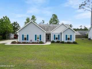 408 Gavins Run, Sneads Ferry, NC 28460
