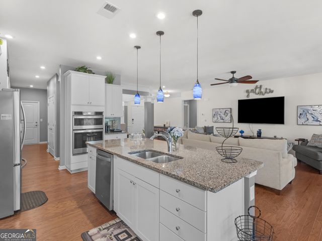 203 Camelia Court, Griffin, GA 30223