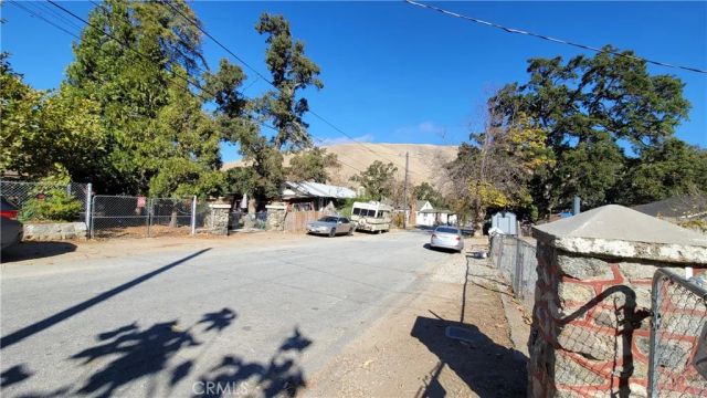 516 South, Lebec, CA 93243