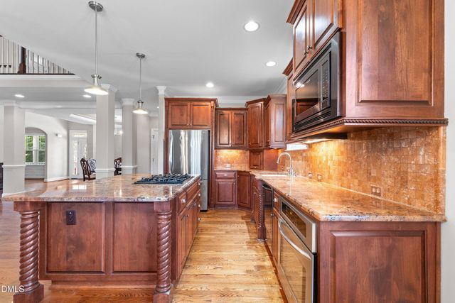 89 New Castle Court, Clayton, NC 27520