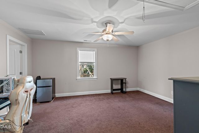 89 New Castle Court, Clayton, NC 27520