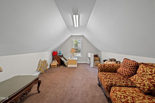 89 New Castle Court, Clayton, NC 27520