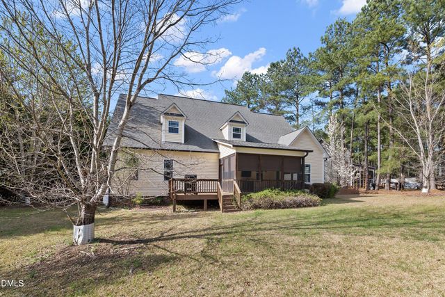 89 New Castle Court, Clayton, NC 27520