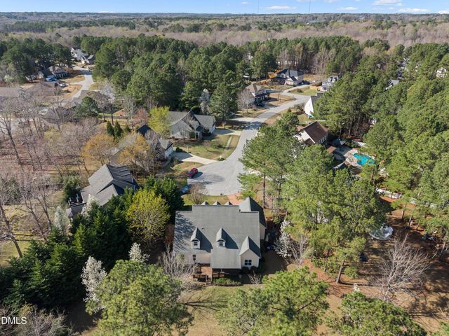 89 New Castle Court, Clayton, NC 27520