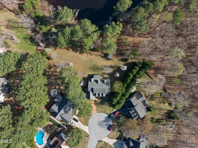 89 New Castle Court, Clayton, NC 27520