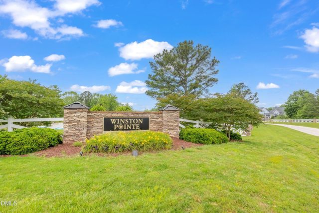 89 New Castle Court, Clayton, NC 27520