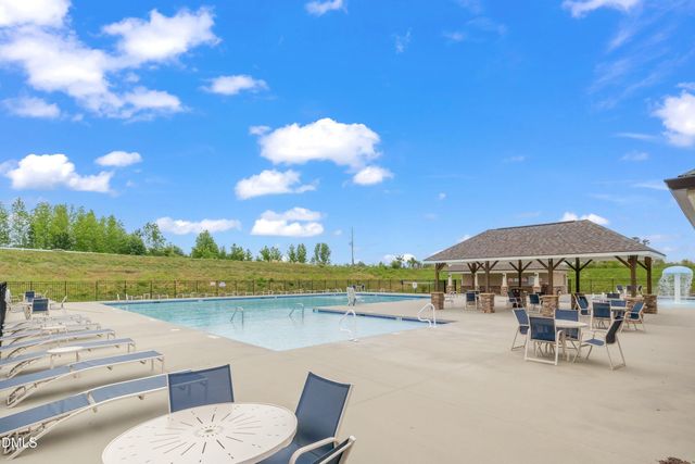 89 New Castle Court, Clayton, NC 27520