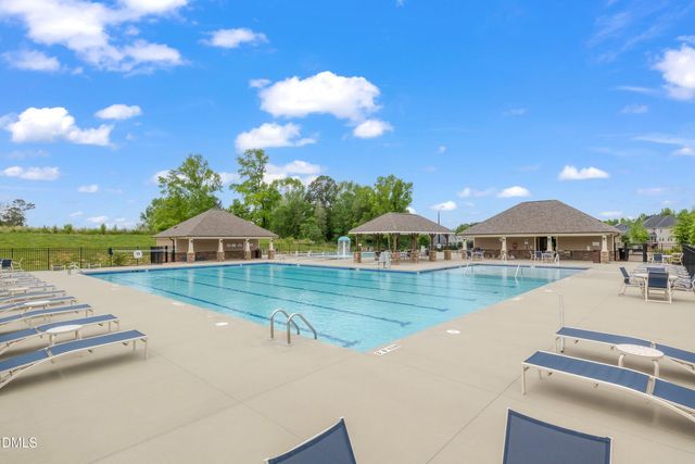 89 New Castle Court, Clayton, NC 27520