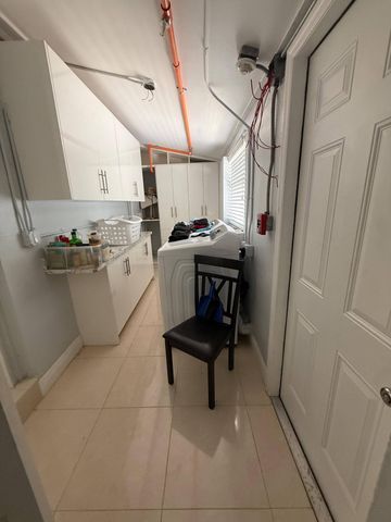 302 WALKER Avenue, Greenacres, FL 33463