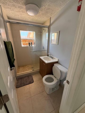 302 WALKER Avenue, Greenacres, FL 33463
