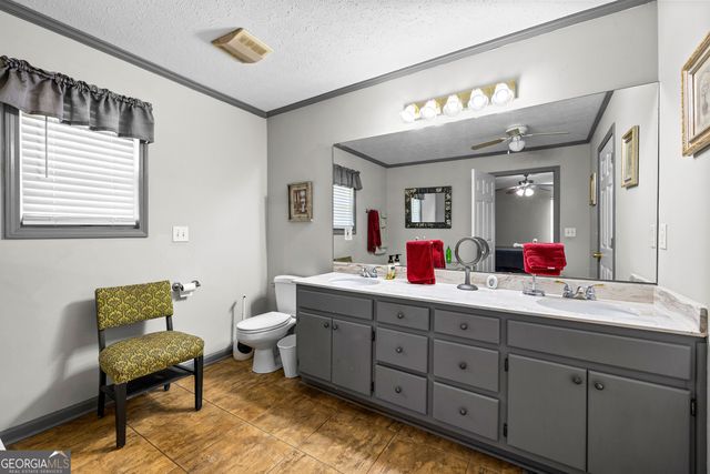 731 Little New York Road, Whitesburg, GA 30185