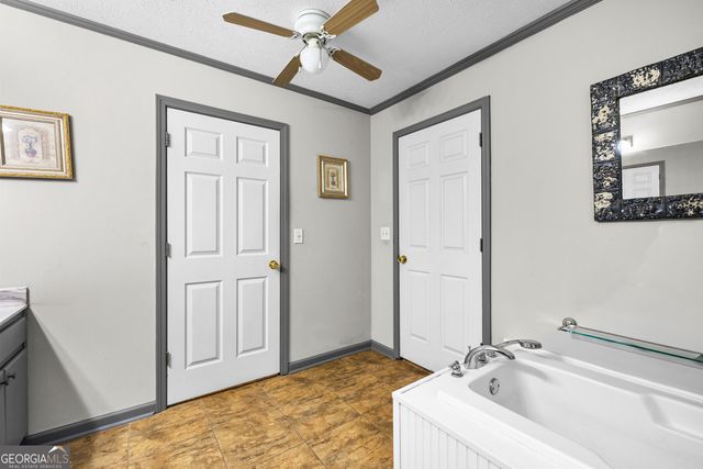 731 Little New York Road, Whitesburg, GA 30185