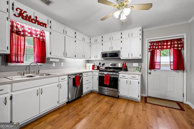 731 Little New York Road, Whitesburg, GA 30185