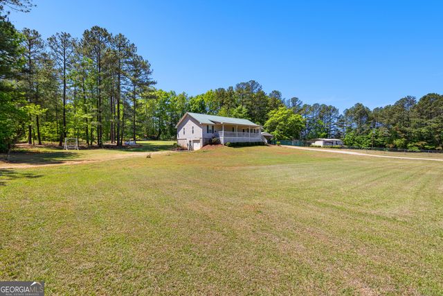 731 Little New York Road, Whitesburg, GA 30185