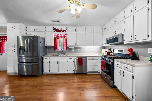 731 Little New York Road, Whitesburg, GA 30185